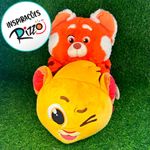Pelúcia Panda Vermelha Mei Lee 33cm - Red: Crescer é uma Fera - 1 unidade - Magazine 25 - Magazine 25