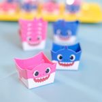 Festa Baby Shark - Forminha para Doce Cachepô MOMMY e DADDY 24 Un