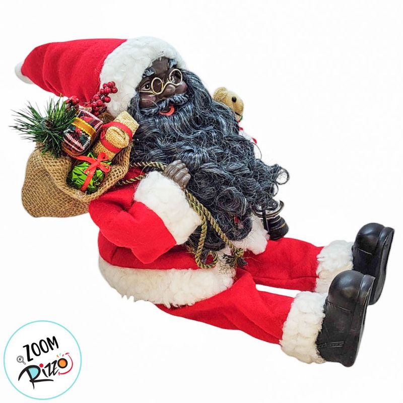 Papai Noel Negro Decorativo Sentado com Saco de Presentes e Lamparina - 45cm - 1 unidade - Magazine 25