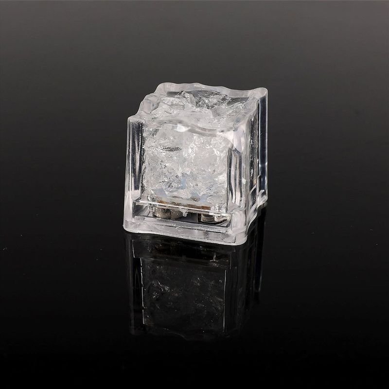 Cubo LED 2,6cm - Silver Plastic - 1 Un