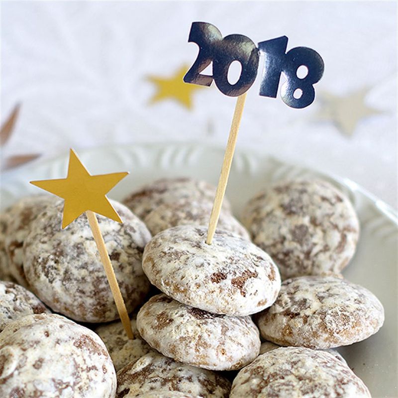 Enfeite para Doces no Palito Reveillon 2018 - 06 Un