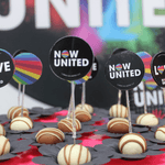 Palitos Decorativos Impressos para Docinhos Festa Now United - 12 Un