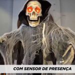 Caveira Das Trevas com Som, Luz e Movimento - 95 x 73 x 13 cm - Halloween - 1 Un