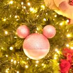 Natal Disney - Bola Arabesco Azul e Rosa Claro 10cm - 2 Un