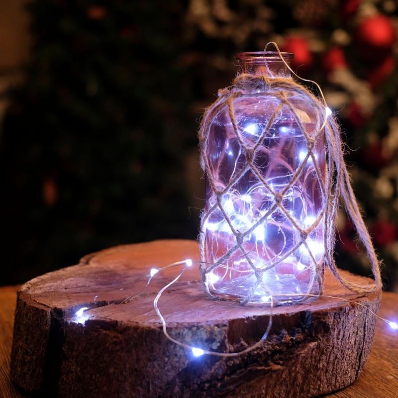 Pisca Pisca com 30 Leds Branco Cordão de Arame 2,94m 2 Pilha