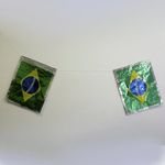 Varal de Bandeirinhas Brasil - Enfeite Para Copa Metálico - 44cm x 36,5cm - 10 Metros - 1 unidade - Magazine 25