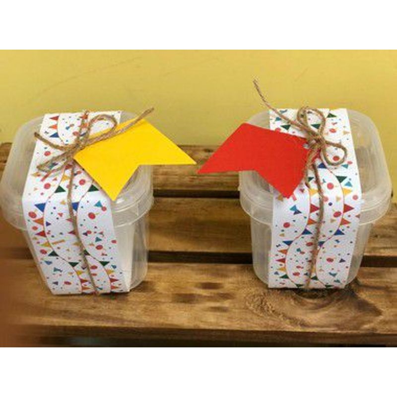 Tag Bandeirinha Festa Junina Amarelo - 4,5 X 5,5 cm - 10 Unidades - Rizzo Embalagens
