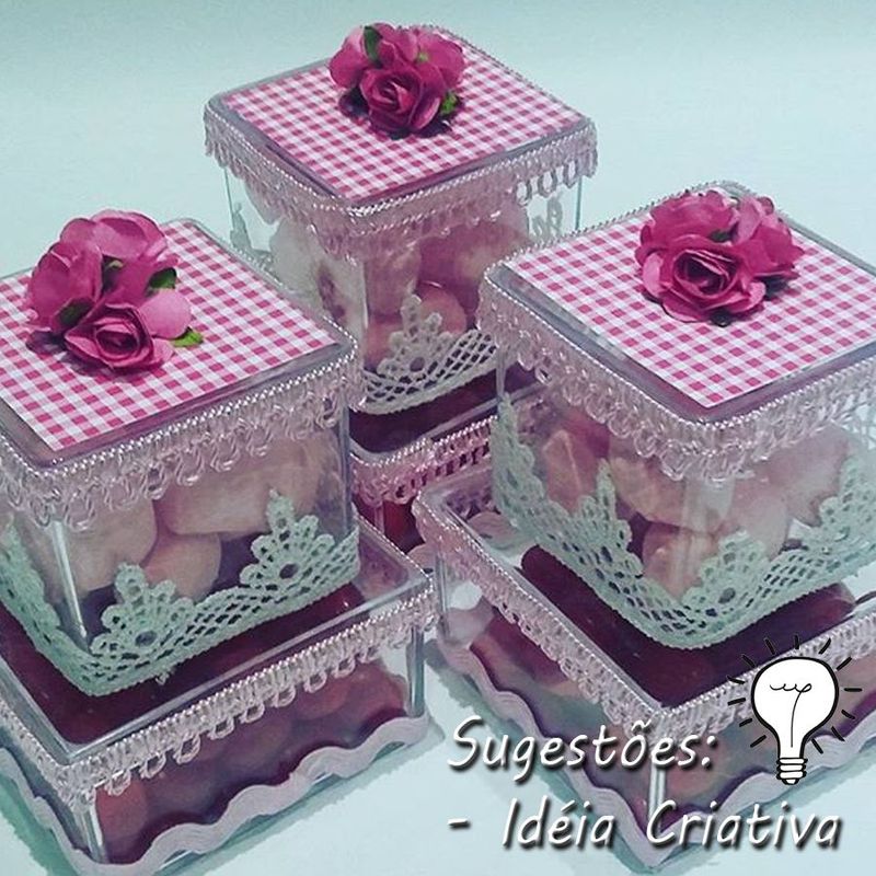 Caixinha Acrílica Lembrancinha Festa - 4cm x 4cm 10 unidades - Magazine 25